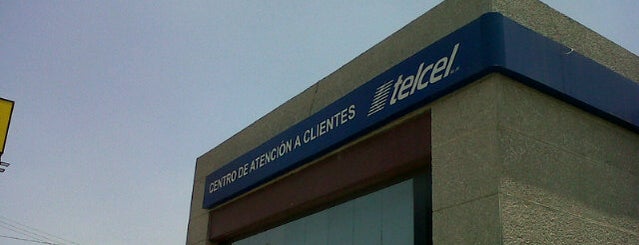CAC Telcel is one of Lugares favoritos de gil.