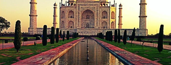 Tac Mahal is one of wonders of the world.