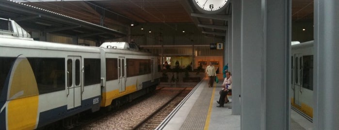 Estación de Gijón is one of Jose Mariさんのお気に入りスポット.