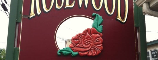 Rosewood Inn is one of Jessica : понравившиеся места.