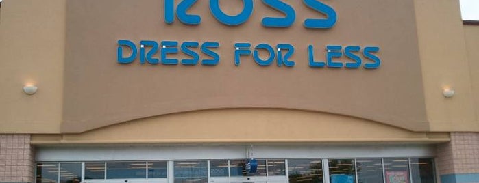Ross Dress for Less is one of Locais curtidos por Tam.