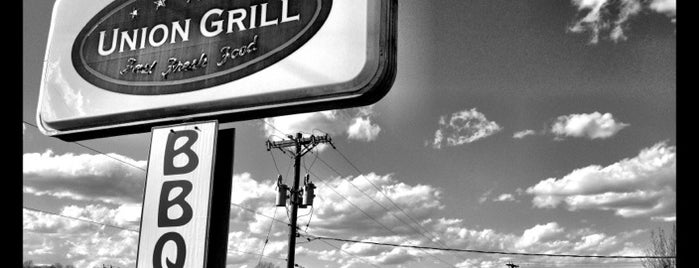 Union Grill is one of Marquette's Tasty Eats.