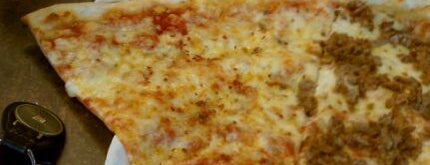 Randy's Pizza is one of Lieux qui ont plu à David.