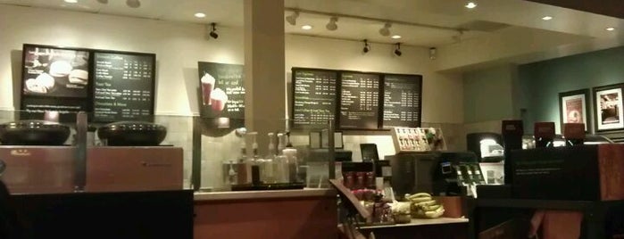 Starbucks is one of Orte, die Phillip gefallen.