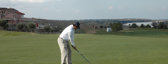 Club de Golf Layos is one of Campos de Golf en España.