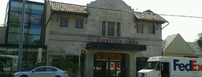 Jacob Burns Film Center is one of Chris'in Kaydettiği Mekanlar.