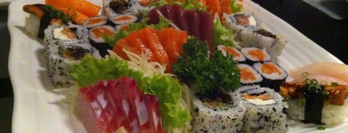 Koi Sushi is one of Favoritos.