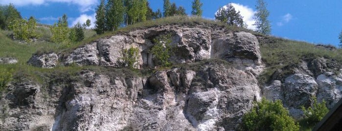 Кунгурская ледяная пещера is one of 100 чудес России.
