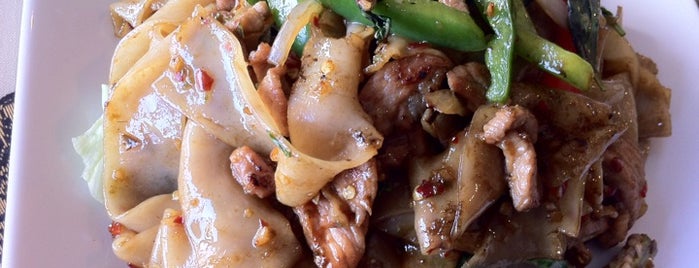 Pad Kee Mao in the IE - Who Does It Best