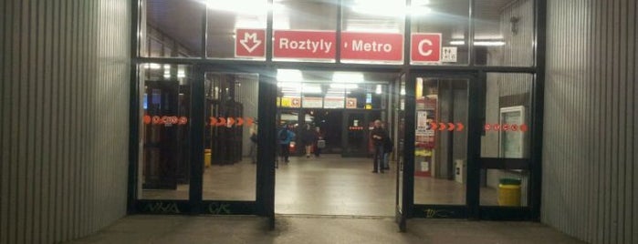Metro =C= Roztyly is one of Metro C.