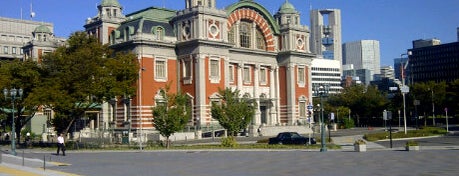 Osaka City Central Public Hall is one of 近代建築.