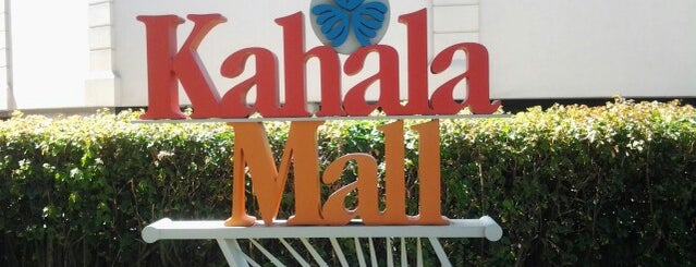 Kahala Mall is one of Tempat yang Disukai Jason.