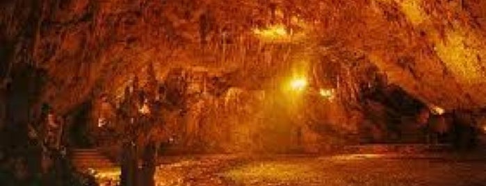 Drogarati Cave is one of Holiday.