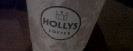 Hollys Coffee is one of Café   Wifi @Lima.
