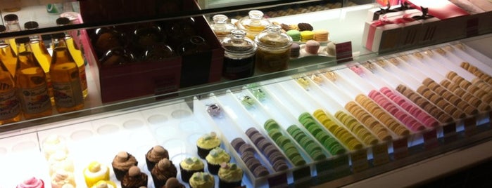 m comme macaron is one of jennif's Saved Places.