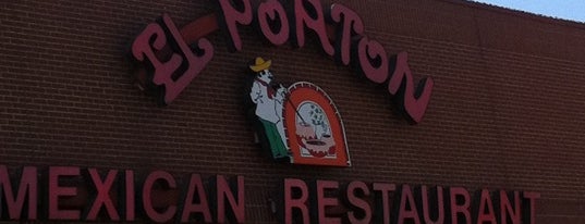 El Porton is one of Tempat yang Disukai Chris.