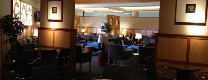 American Airlines Admirals Club is one of Airport Lounges.
