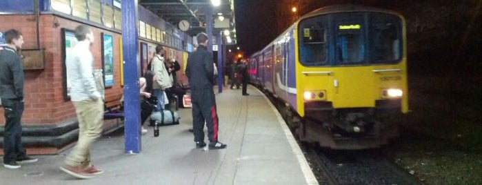 Wigan Wallgate Railway Station (WGW) is one of Tempat yang Disukai Ricardo.