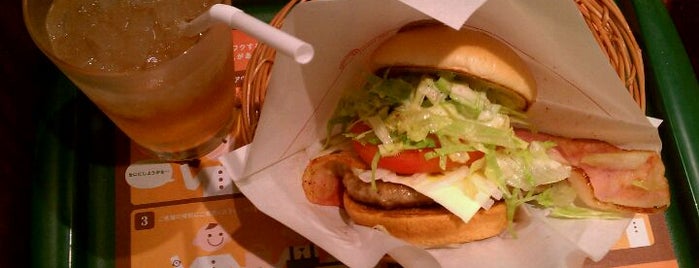MOS Burger is one of 電源があるカフェ.