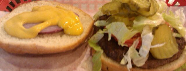 Gazeebo Burgers & More is one of * Gr8 Burgers—Juicy 1s In The Dallas/Ft Worth Area.