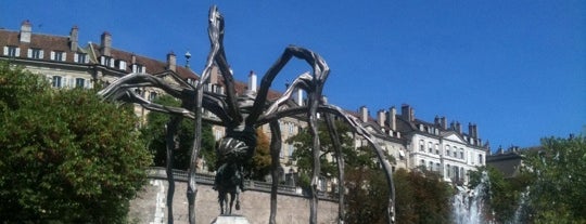 Place de Neuve is one of 48 hours in Geneva.