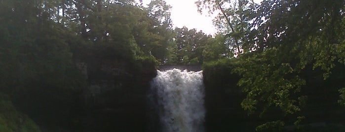 Minnehaha Falls is one of Top 10 Favirotes Places in Minnesota.