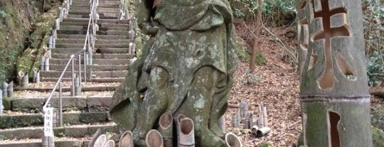 Monjusen-ji Temple is one of MUST VISIT in Upper Kyushu.
