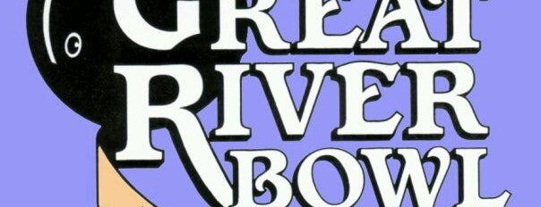 Great River Bowl & Partners Pub is one of Lugares favoritos de A.