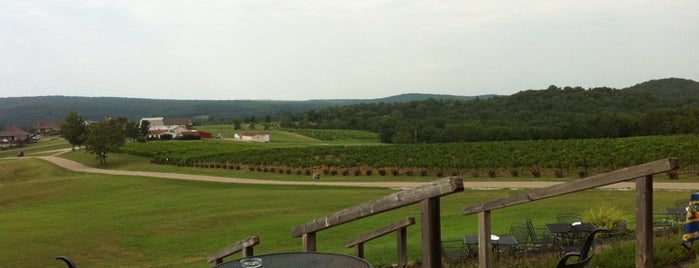 Chaumette Vineyards & Winery is one of Wineries and Microbreweries around St. Louis.