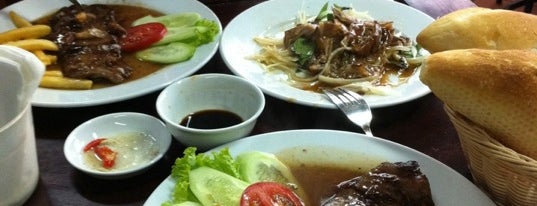Chiến Béo is one of ăn uống Hn.
