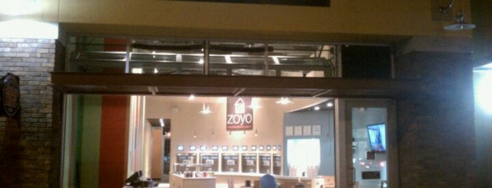 Zoyo Neighborhood Yogurt is one of สถานที่ที่บันทึกไว้ของ Samra.