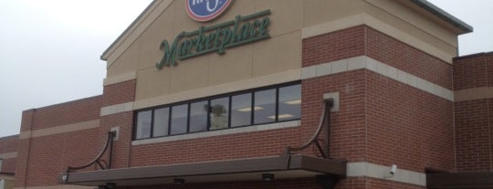 Kroger Marketplace is one of Locais curtidos por AJ.