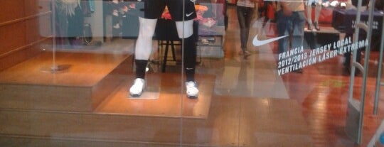 Nike Store is one of Centro Comercial Altaria.