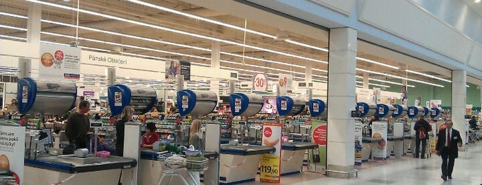 Tesco is one of Petra : понравившиеся места.