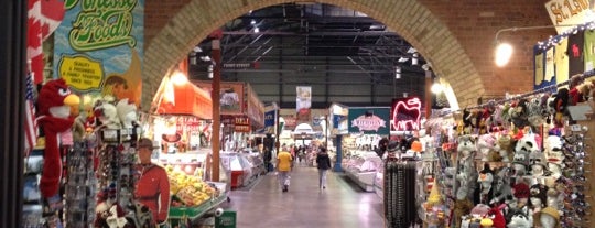 St. Lawrence Market (South Building) is one of Restaurants.