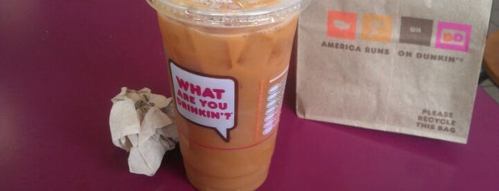 Dunkin' is one of Lugares favoritos de ImSo_Brooklyn.