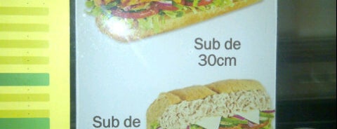 Subway is one of Lugares Gyn.