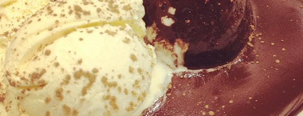 Mousse Cake is one of Posti che sono piaciuti a Paula.