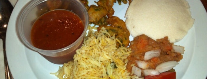 Swagath Vegetarian Indian Cuisine is one of สถานที่ที่ Dhiraj ถูกใจ.