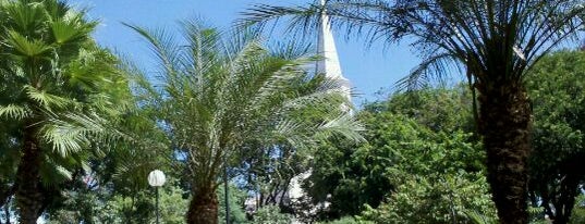 Praça Coração de Maria is one of cidades e lugares.