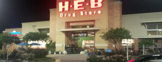 H-E-B is one of Orte, die Heath gefallen.