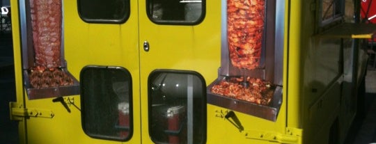 Goosebeary's Food Truck is one of Robson : понравившиеся места.