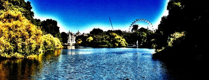 St James's Park is one of Guide to London's best spots.