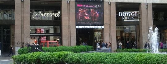 Teatro Nuovo is one of Luca'nın Beğendiği Mekanlar.