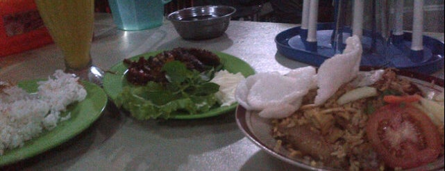 Bakmie Jawa "Mbah Saji" is one of Kuliner.