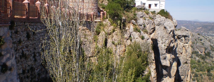 Comares is one of Los 101 municipios de la provincia de Málaga.