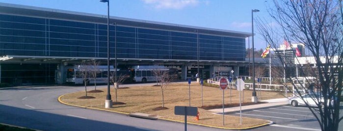 BWI Rental Car Facility is one of Ashleyさんのお気に入りスポット.