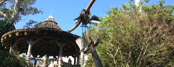 Pteranodon Flyers is one of Luis Claudio’s Liked Places.
