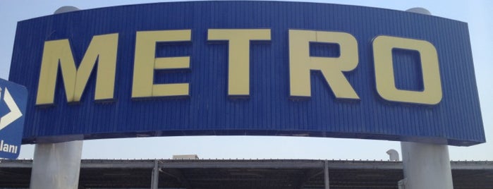 METRO Toptancı Market is one of Fizyoterapi Ve Manuel Terapi : понравившиеся места.