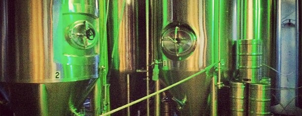 Green Man Brewery is one of Locais curtidos por Nash.